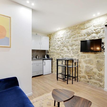 Freshly Renovated Apartment In The Heart Of ปารีส ภายนอก รูปภาพ