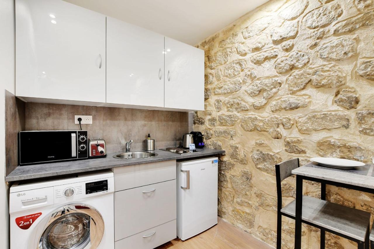 Freshly Renovated Apartment In The Heart Of ปารีส ภายนอก รูปภาพ